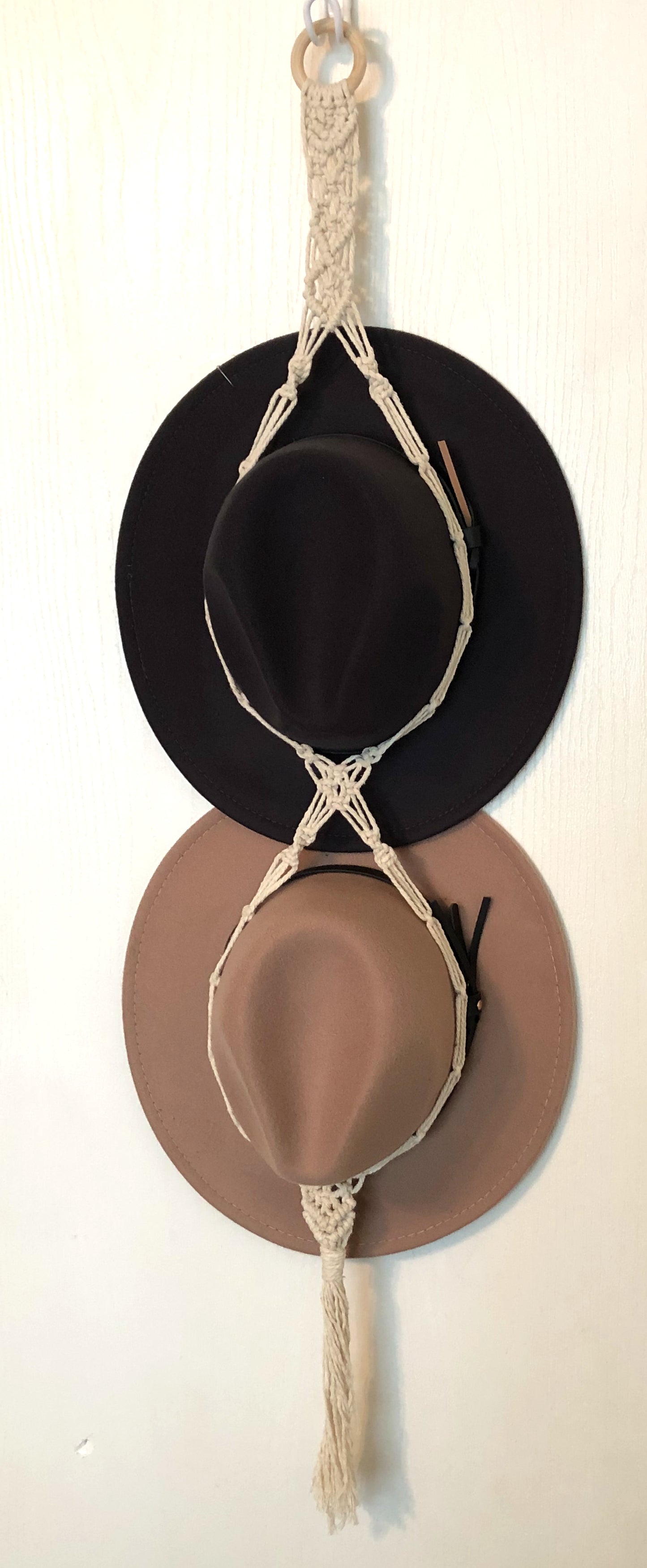 MACRAME' HAT HANGER
